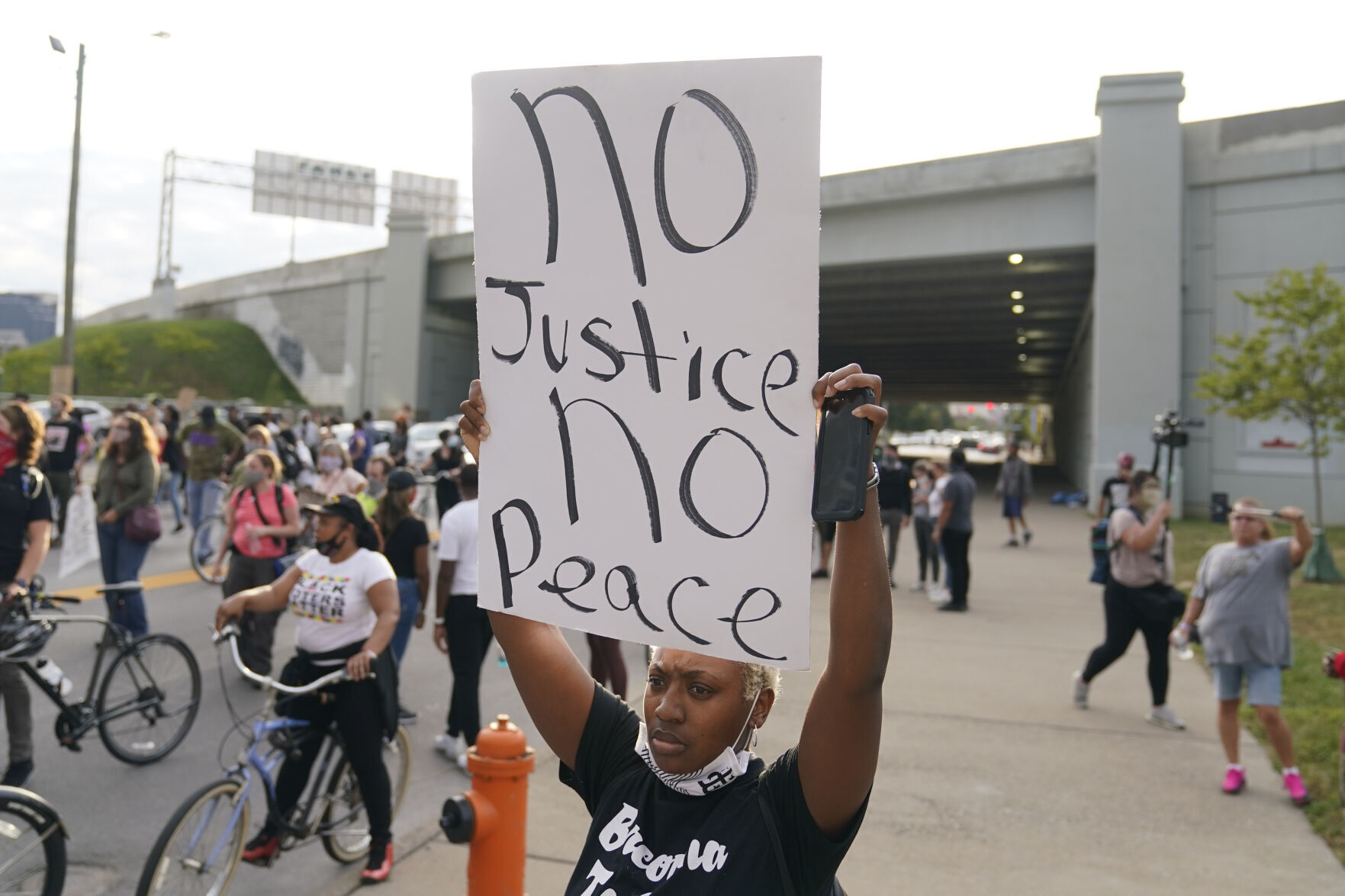 The 6 topics: 'Race and Violence in our Cities'